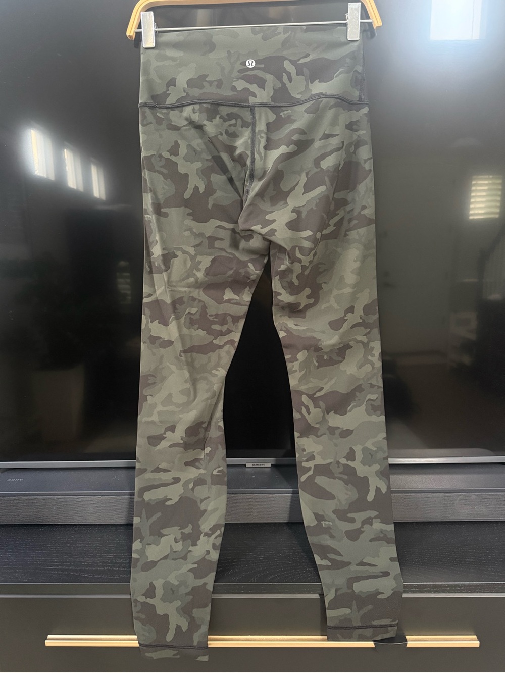 Lululemon Align High Rise Leggings Camo Green Size 6 - Picture 3 of 5